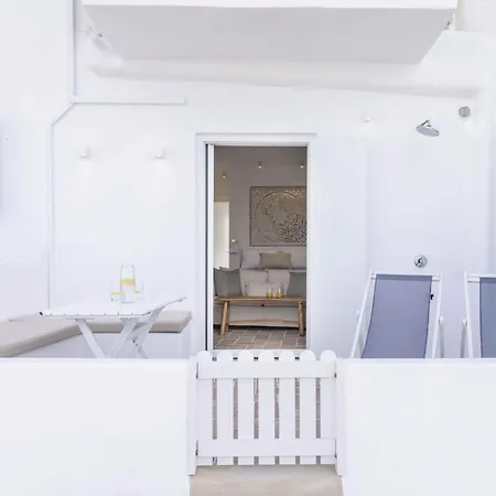 Seafront Brand New Studio In Little Venice Of Paros Naousa (Paros)